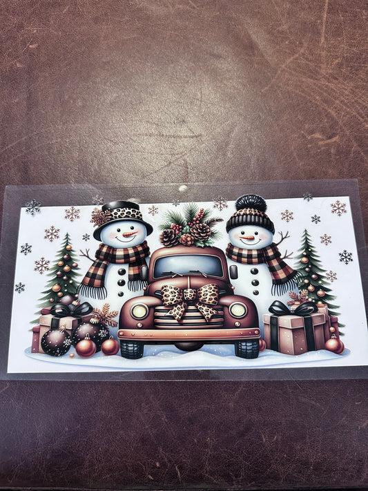 Snowmen w Truck & Bow