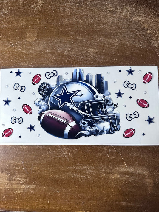 Dallas Cowboys Helmet w/Football